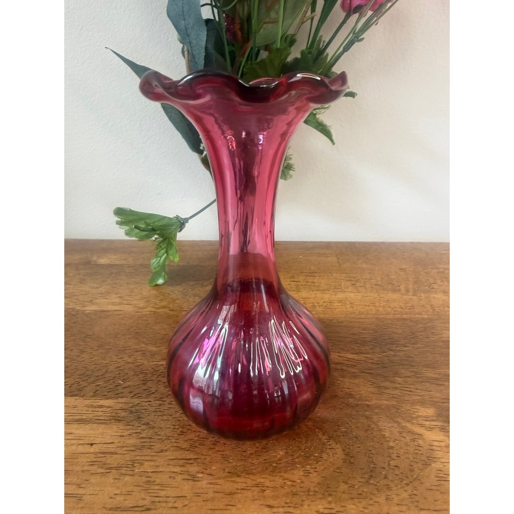 Vintage Cranberry Glass Bud Vase Ruffled Flared Rim Art Glass‎ Ribbed Vase Pink